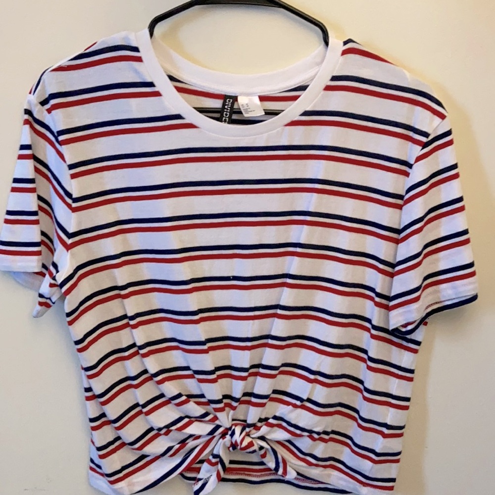 Divided x H&M Short Sleeve Striped Tee with Front Knot